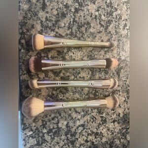 Seint Makeup Brushes